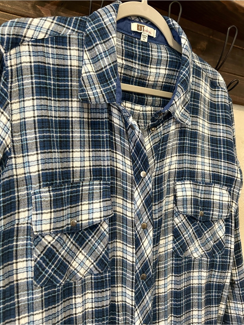 100% Cotton Kut From The Cloth Boylen Flap Pocket Button Down Blue Plaid Shirt - Picture 4 of 9